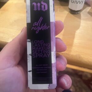 Urban Decay All Nighter Makeup Setting Spray - Black and Purple